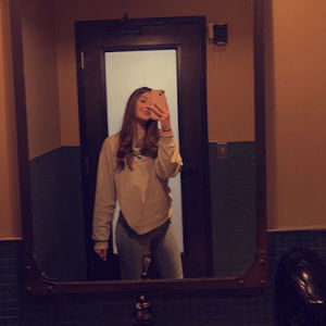 Meet your Posher, Avery